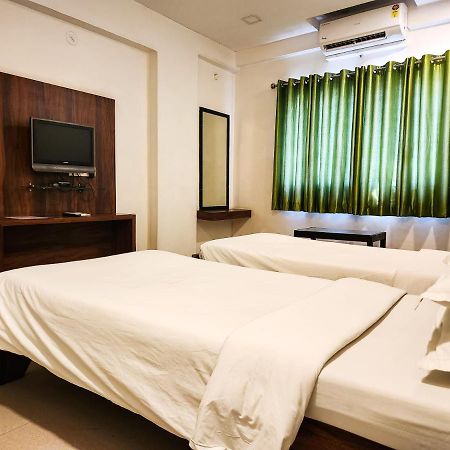 Hotel Rajwada Aurangabad  Buitenkant foto